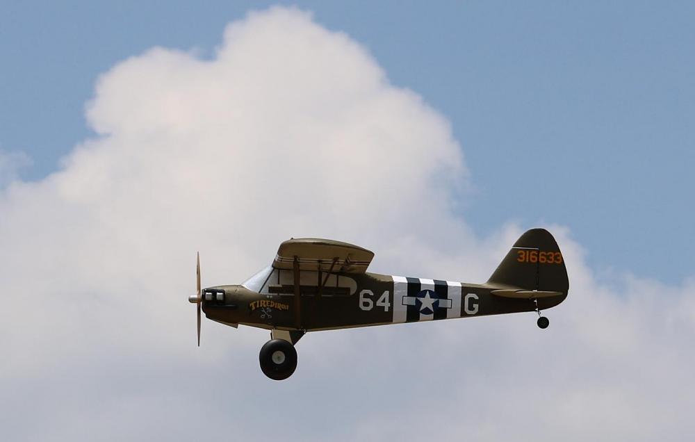 Click image for larger version

Name:	Runway_Dedication02.JPG
Views:	462
Size:	44.7 KB
ID:	91849