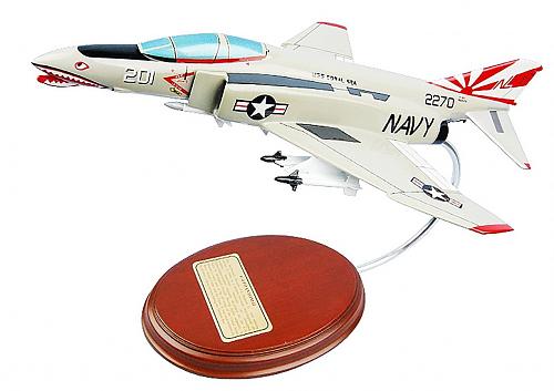 Click image for larger version  Name:	Post WW-II First place trophy.jpg Views:	1 Size:	85.1 KB ID:	94069