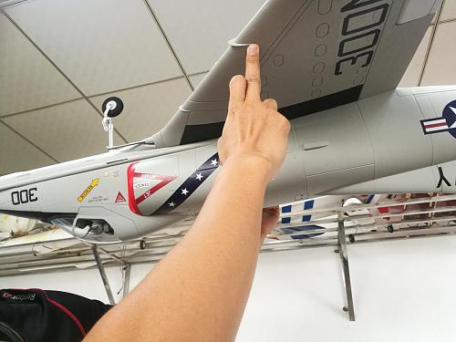 Click image for larger version Name:	CG inverted or upright --gear down or up.jpg Views:	1 Size:	97.6 KB ID:	94626