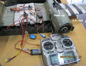 Click image for larger version  Name:	B-26 Gear up-L.L. out.jpg Views:	1 Size:	134.9 KB ID:	95673