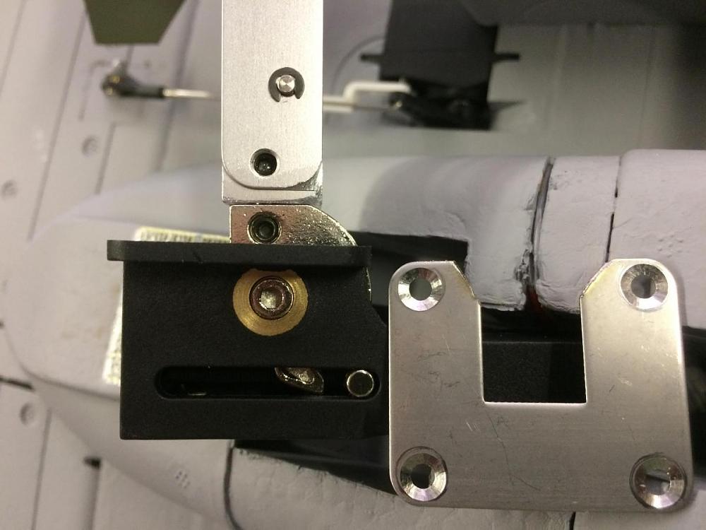 Click image for larger version  Name:	Reverse01.jpg Views:	1 Size:	85.9 KB ID:	96490