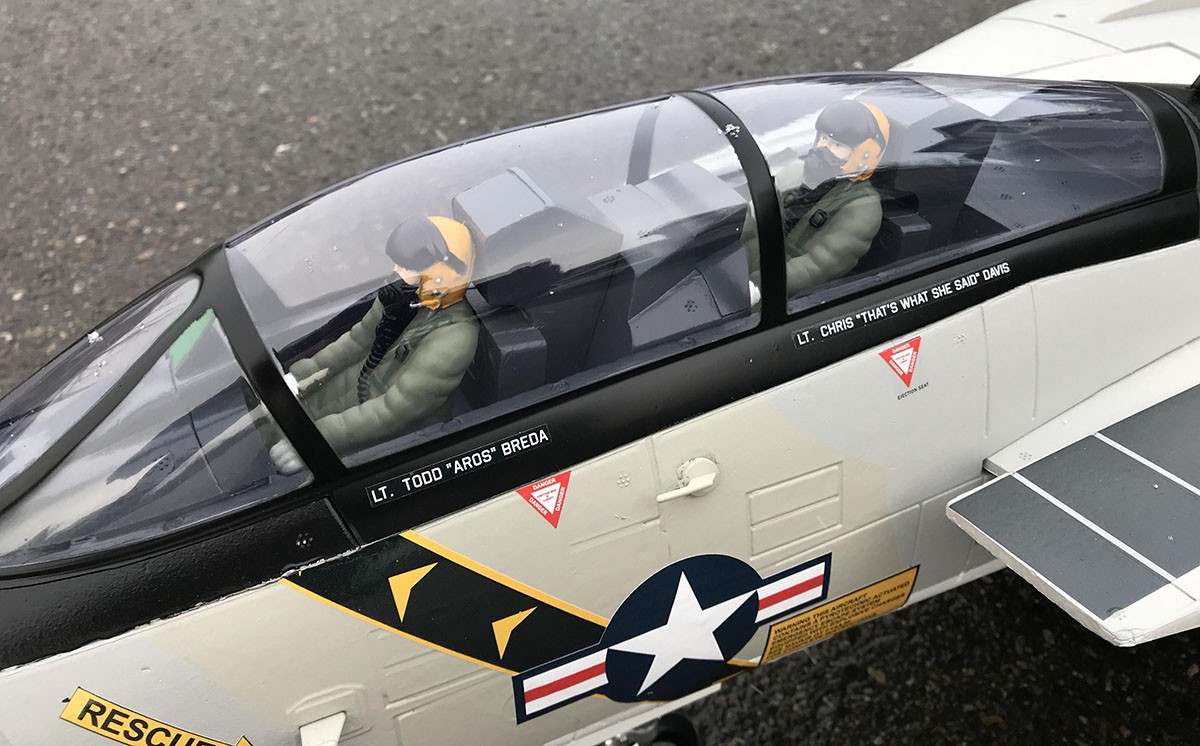 Click image for larger version

Name:	pilot1.jpg
Views:	364
Size:	190.3 KB
ID:	118676