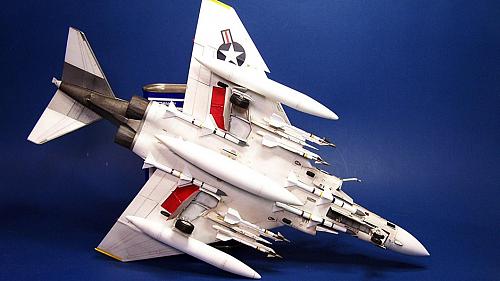 Click image for larger version  Name:	bottom_side_view.jpg Views:	2 Size:	125.5 KB ID:	130027