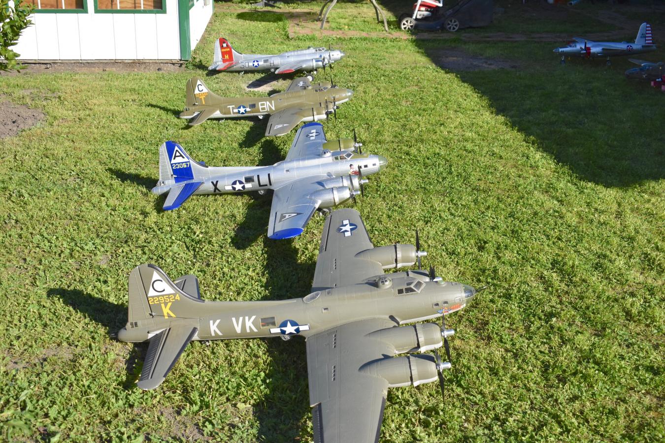 Click image for larger version

Name:	Heavies.JPG
Views:	933
Size:	333.6 KB
ID:	159776
