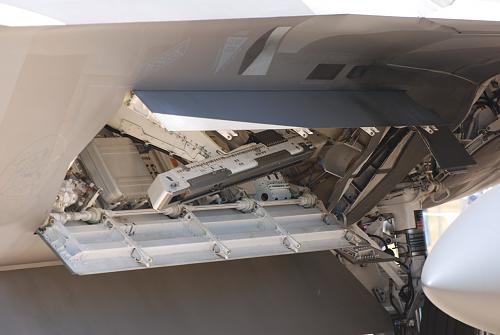 Click image for larger version

Name:	F-22.Raptor.012.jpg
Views:	5229
Size:	165.9 KB
ID:	161225