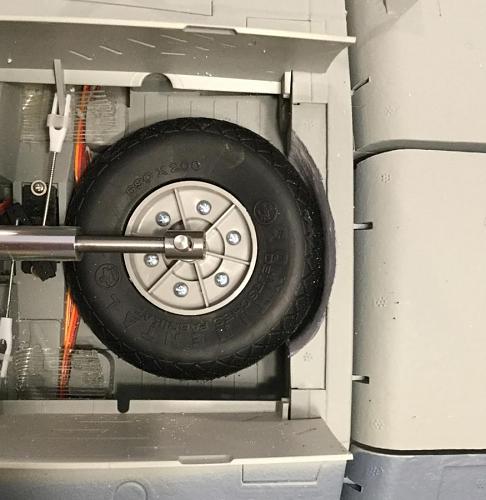 Click image for larger version  Name:	F4U_1600WheelMod_04.jpg Views:	1 Size:	81.8 KB ID:	175030