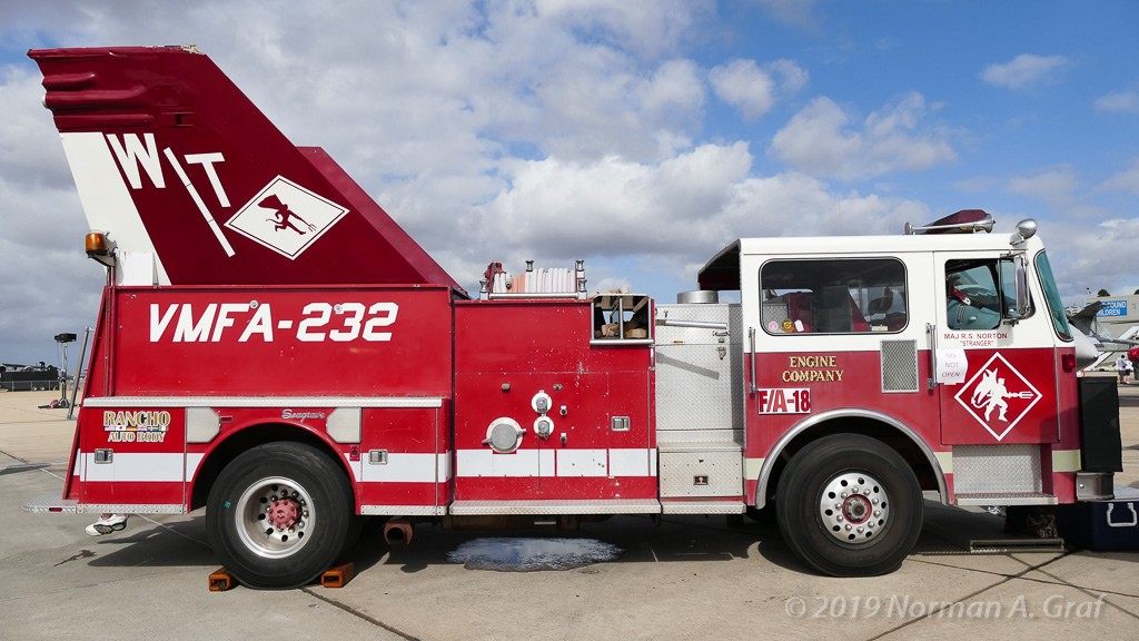 Click image for larger version  Name:	VFMA-232fire truck.jpg Views:	0 Size:	152.7 KB ID:	186853