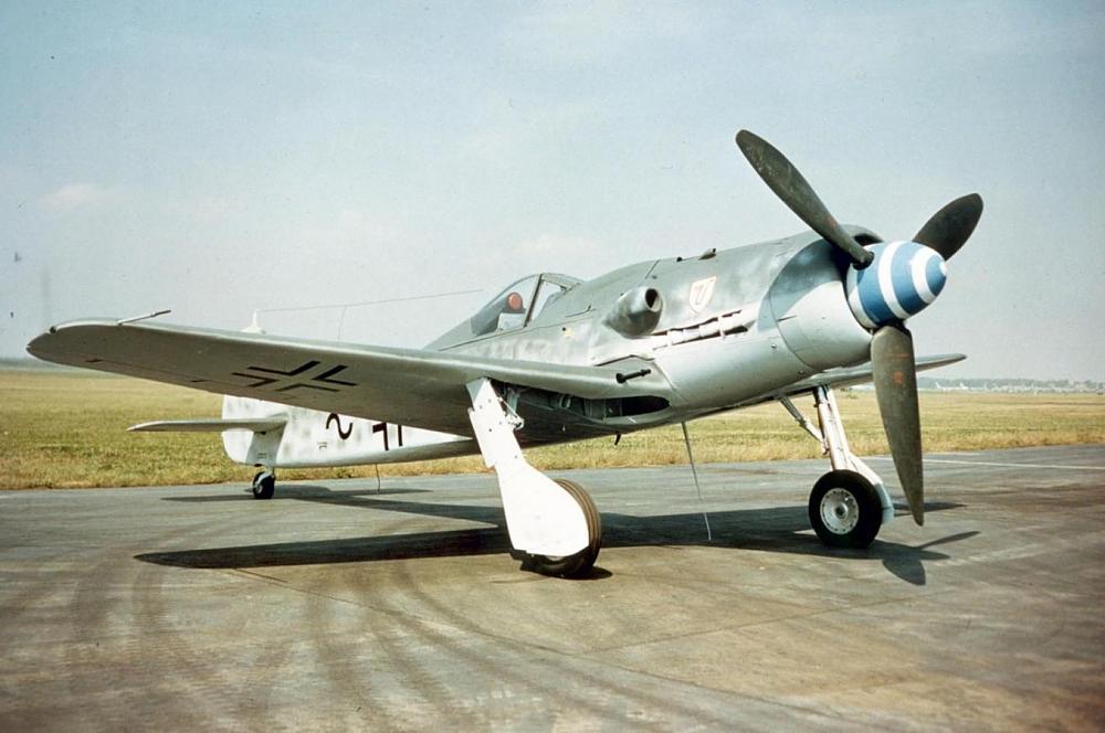 Click image for larger version

Name:	FW 190 Dora.jpg
Views:	906
Size:	117.2 KB
ID:	189370