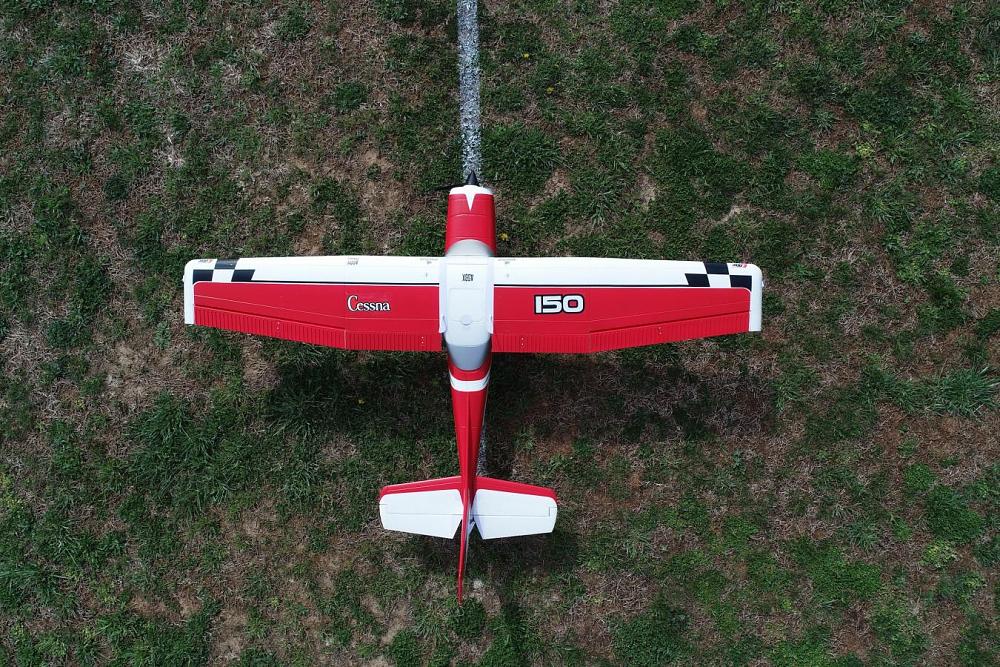 Click image for larger version  Name:	Cessna_Overhead.jpg Views:	0 Size:	352.8 KB ID:	190023