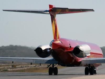 Click image for larger version

Name:	why-are-md80-elevators-split-L-wOILVc.jpeg.jpg
Views:	967
Size:	19.1 KB
ID:	190726