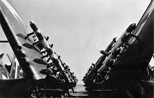 Click image for larger version

Name:	Rocket_Loaded_Wings_of_Vought_F4U-1D_Corsairs_aboard_Aircraft_Carrier_USS_Bunker_Hill_1945.jpg
Views:	1066
Size:	109.3 KB
ID:	210924
