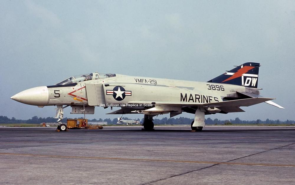 Click image for larger version

Name:	F-4J 153896 VMFA-251 DW-5 MCAS Beaufort, SC 14JUN76 (JS) (2) ..jpg
Views:	1430
Size:	123.5 KB
ID:	212204
