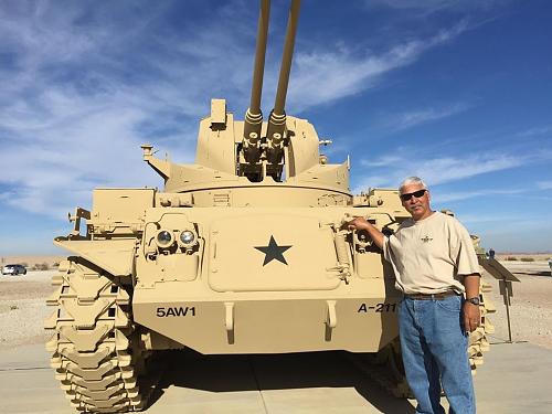 Click image for larger version

Name:	phil n tank.jpg
Views:	394
Size:	123.9 KB
ID:	245947