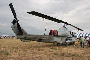 Click image for larger version

Name:	ah-1w_165281_01_of_82.jpg
Views:	686
Size:	126.6 KB
ID:	250849