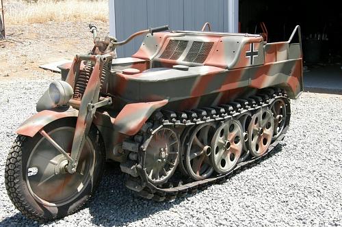 Click image for larger version

Name:	1945-Kettenkrad.jpg
Views:	397
Size:	314.0 KB
ID:	253672
