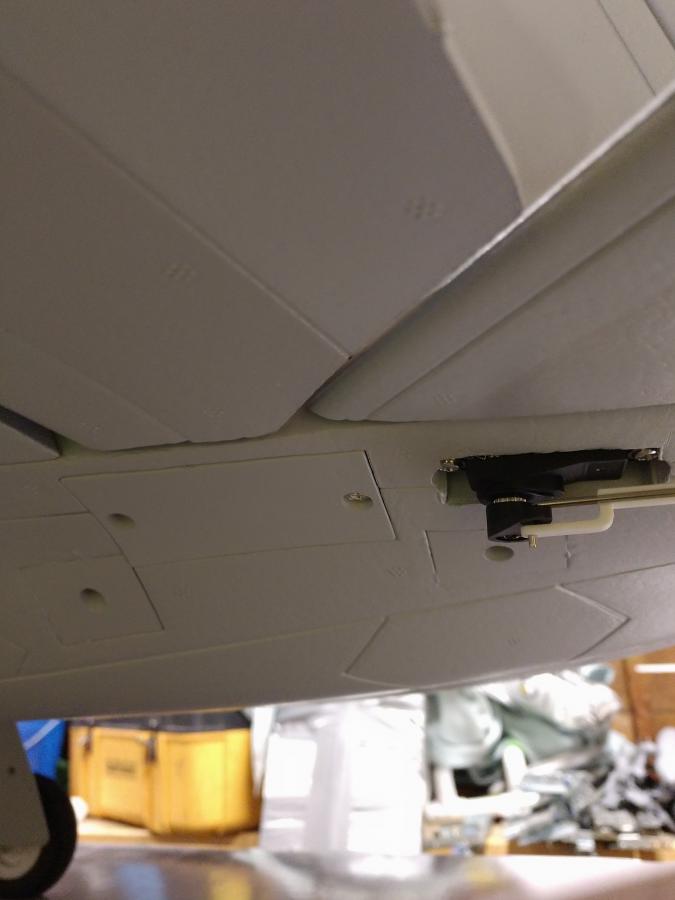Click image for larger version  Name:	F22 Elevator 2.jpg Views:	0 Size:	37.7 KB ID:	258538