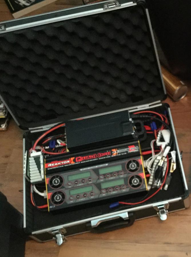 Click image for larger version  Name:	ReaktorQuad_FieldCase.jpg Views:	0 Size:	70.8 KB ID:	263341