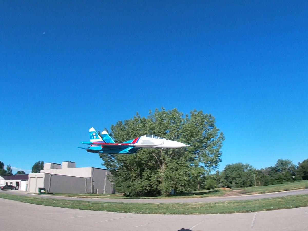 Click image for larger version

Name:	SU-30 FLYBY.jpg
Views:	328
Size:	95.8 KB
ID:	306162