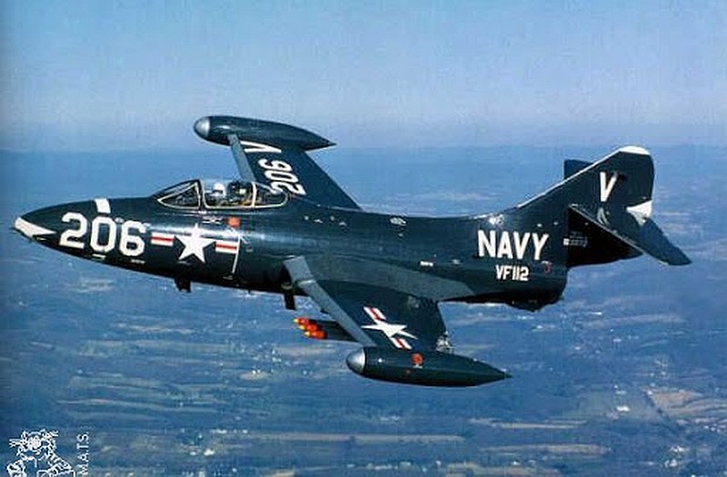 Click image for larger version

Name:	F9f Panther_k300.jpg
Views:	392
Size:	88.7 KB
ID:	276760