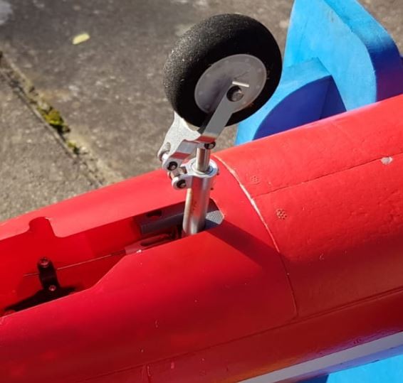 Click image for larger version

Name:	hawk_2.JPG
Views:	1019
Size:	47.8 KB
ID:	276816