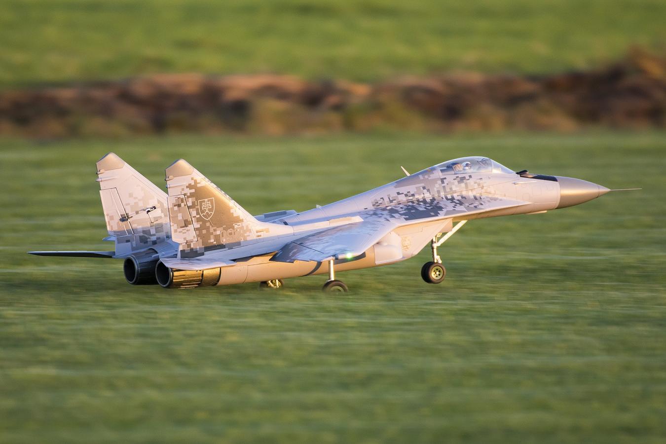 Click image for larger version

Name:	JP19.jpg
Views:	678
Size:	96.2 KB
ID:	284235