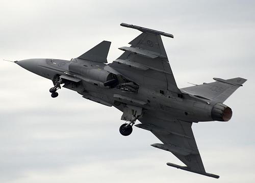 Click image for larger version

Name:	Gripen belly.jpg
Views:	1273
Size:	59.9 KB
ID:	289667