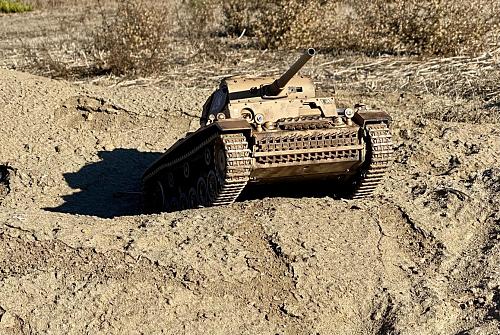 Click image for larger version

Name:	Panzer III 11.JPG
Views:	1443
Size:	381.1 KB
ID:	294655