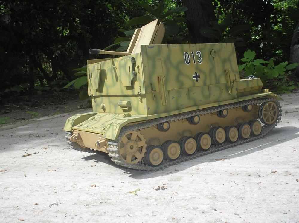 Click image for larger version  Name:	Mobelwagen 05.jpg Views:	0 Size:	136.8 KB ID:	302486
