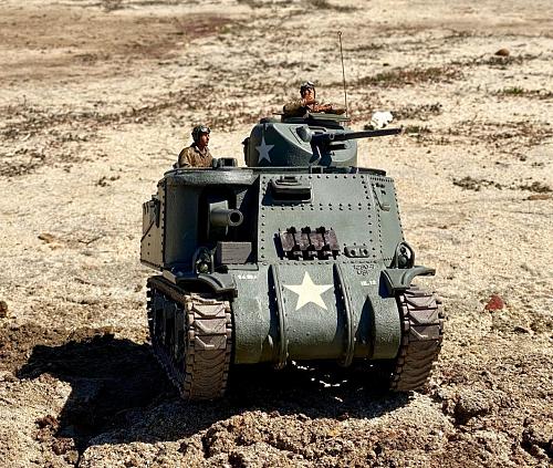 Click image for larger version

Name:	M3 Lee 14.jpg
Views:	821
Size:	240.4 KB
ID:	306063