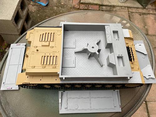 Click image for larger version

Name:	Mobelwagen 12.jpg
Views:	435
Size:	154.4 KB
ID:	309076