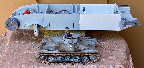 Click image for larger version

Name:	T-35 09.jpg
Views:	924
Size:	160.9 KB
ID:	317550