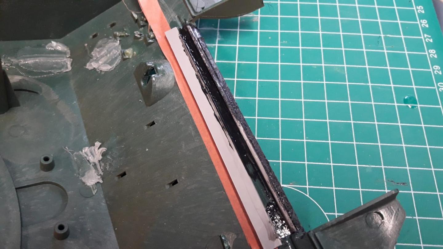 Click image for larger version

Name:	GivingMeLip.jpeg
Views:	799
Size:	119.3 KB
ID:	318604