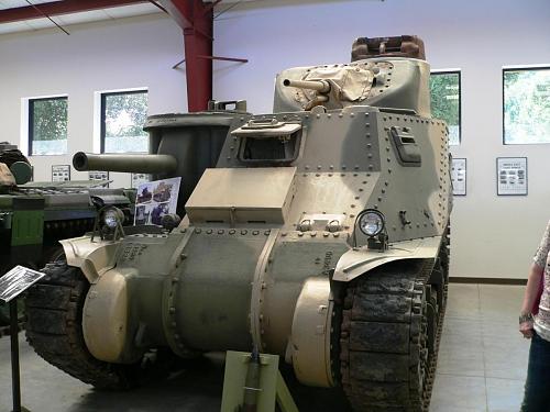 Click image for larger version

Name:	M3 Lee 01.JPG
Views:	496
Size:	118.2 KB
ID:	318976
