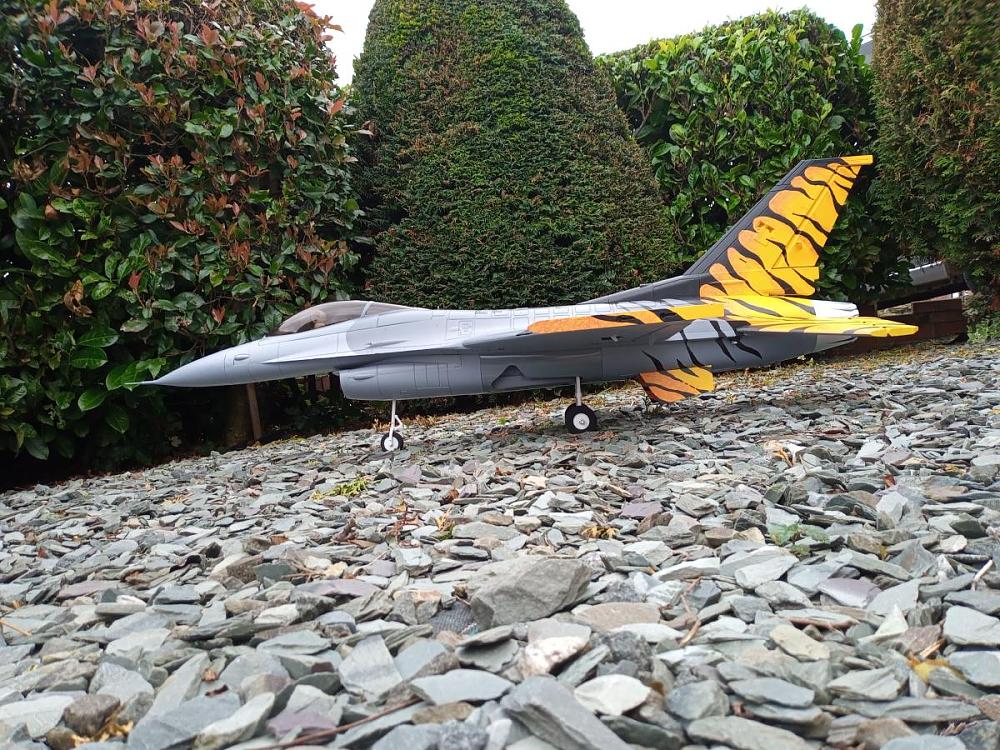 Click image for larger version  Name:	F16 P13.jpg Views:	0 Size:	274.8 KB ID:	327089