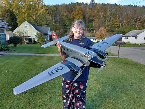 Click image for larger version

Name:	JU-526a.jpg
Views:	693
Size:	239.6 KB
ID:	328163