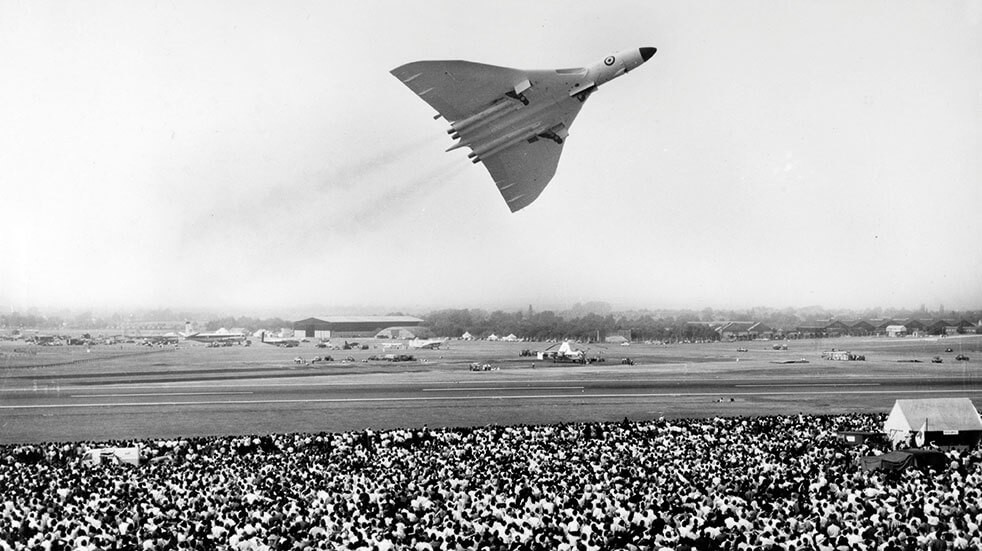 Click image for larger version

Name:	Avro-Vulcan-Farnborough-air-show-1959.jpg
Views:	452
Size:	129.3 KB
ID:	363159