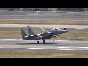 Click image for larger version

Name:	F-15 landing.jpg
Views:	694
Size:	21.7 KB
ID:	369064