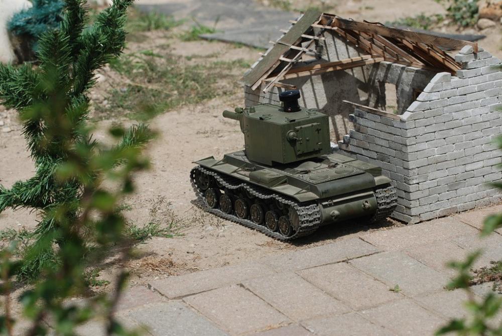 Click image for larger version  Name:	KV-2 resting.jpg Views:	0 Size:	208.7 KB ID:	369710