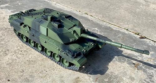 Click image for larger version

Name:	Challenger II 07.jpg
Views:	504
Size:	96.7 KB
ID:	375024