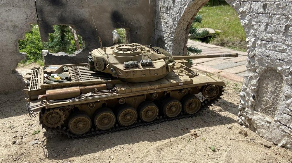 Click image for larger version

Name:	Sandy's Centurion 3.jpg
Views:	447
Size:	235.8 KB
ID:	382796