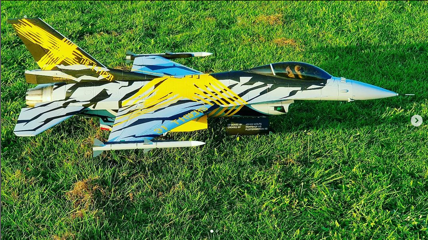 Click image for larger version

Name:	F-16 X-Tiger.png
Views:	579
Size:	1.23 MB
ID:	388522