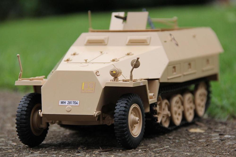 Click image for larger version  Name:	torro-german-sd-kfz-251-1-ausf-d-sand-1-16-scale-armored-halftrack-rtr-motion-rc-1170633243.jpg Views:	0 Size:	93.9 KB ID:	426780