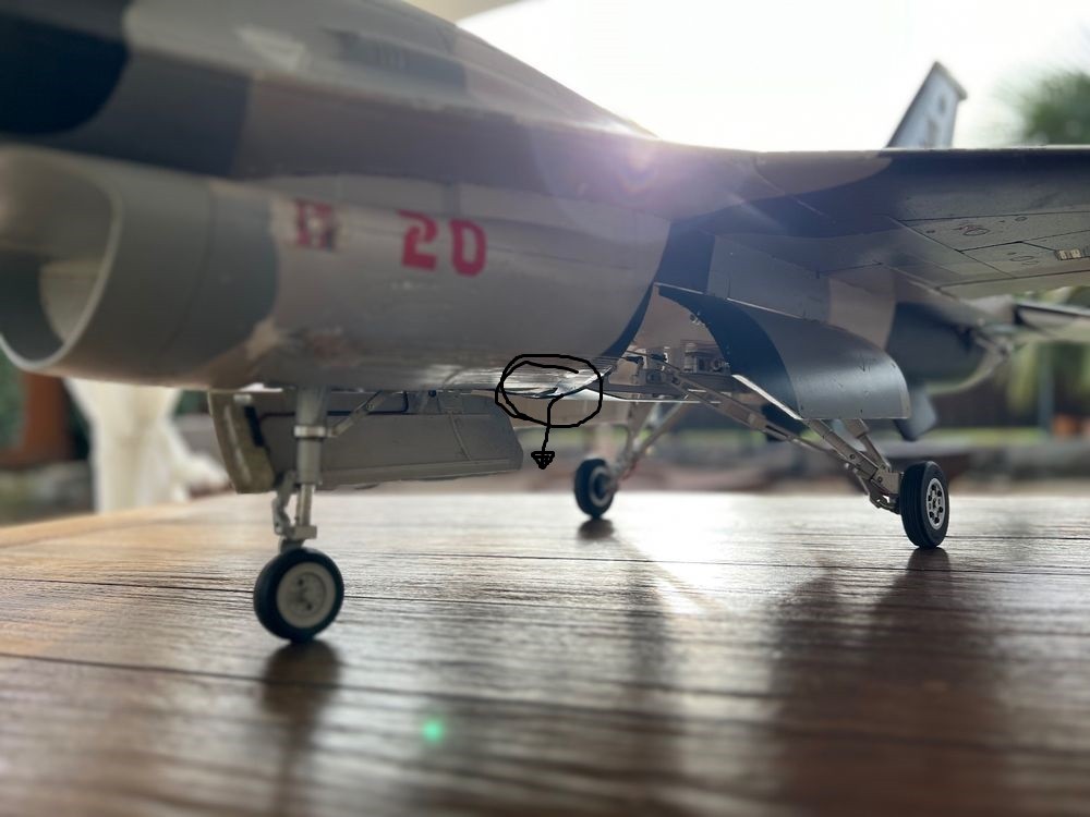 Click image for larger version  Name:	f16-von-hsd.jpg Views:	0 Size:	95.8 KB ID:	434573