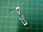 Broken scissor strut
